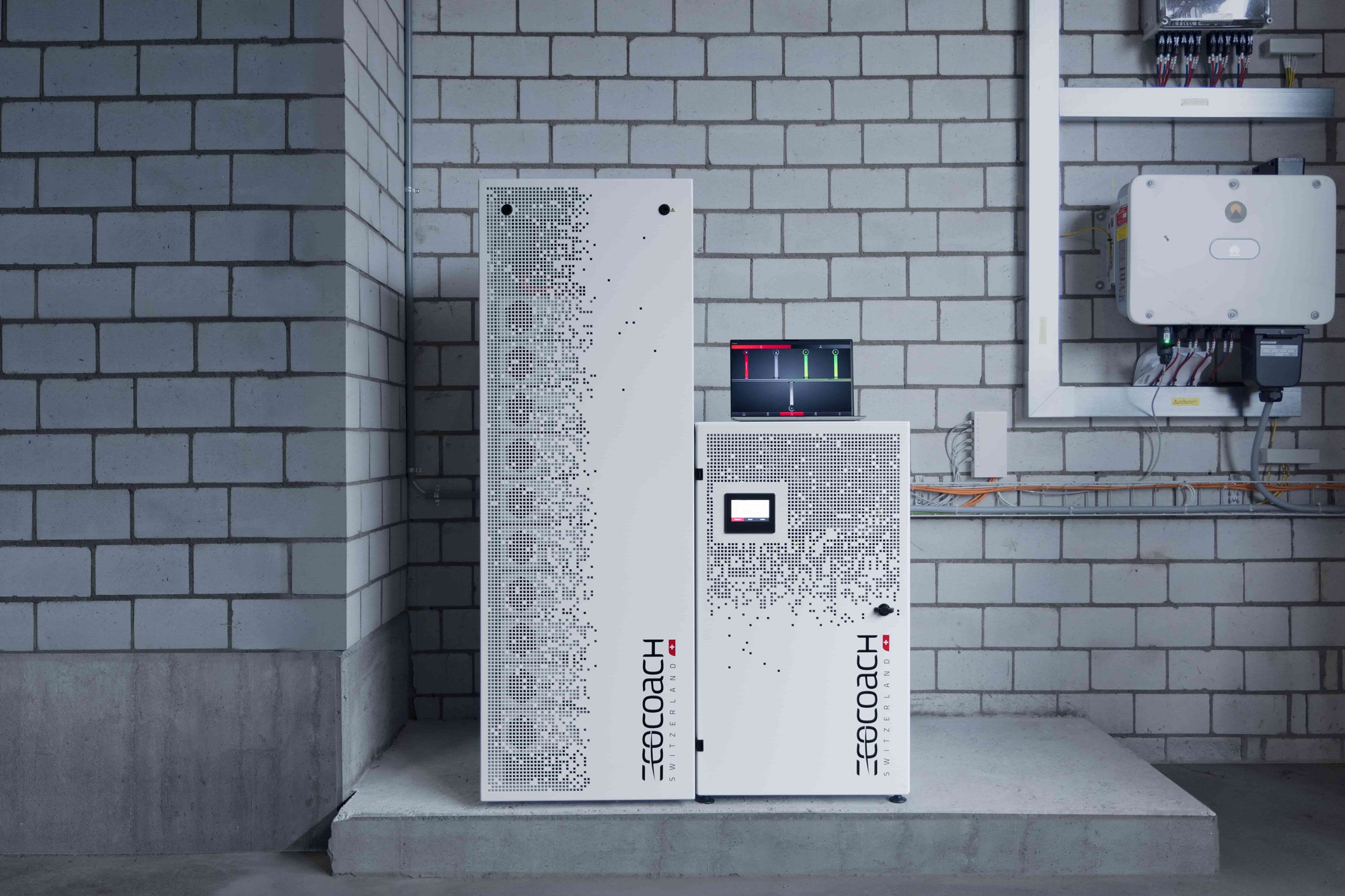 Der-ecoBatteryHub-im-Einsatz-ecocoach-5114_reduziert